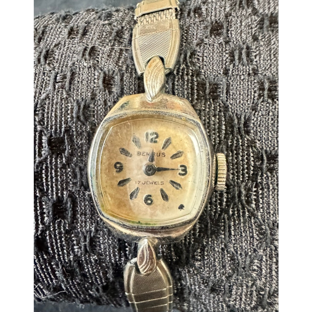 Benrus Silver Stainless Steel 17 Jewels Vintage Women’s Wrist Watch - Working